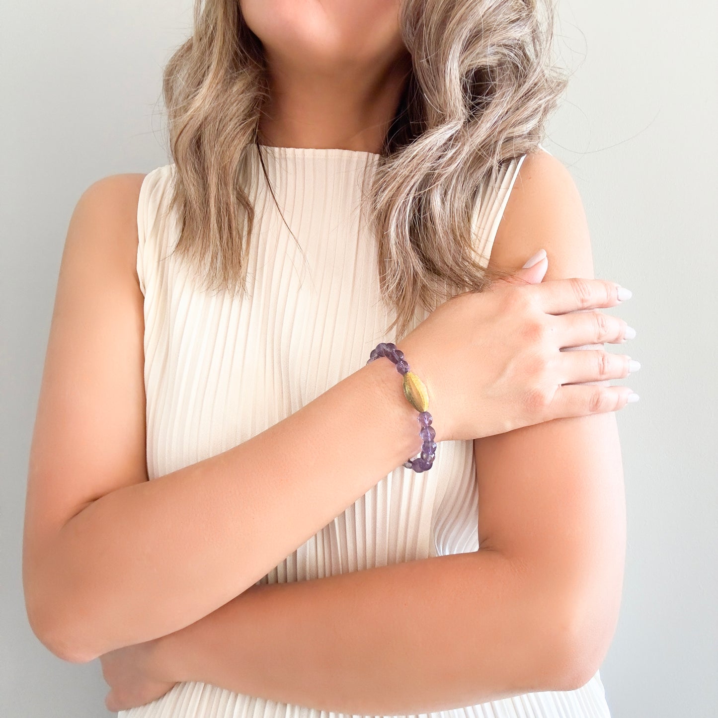 Calming Bracelet with Lavender Amethyst and Yellow Gold Bead