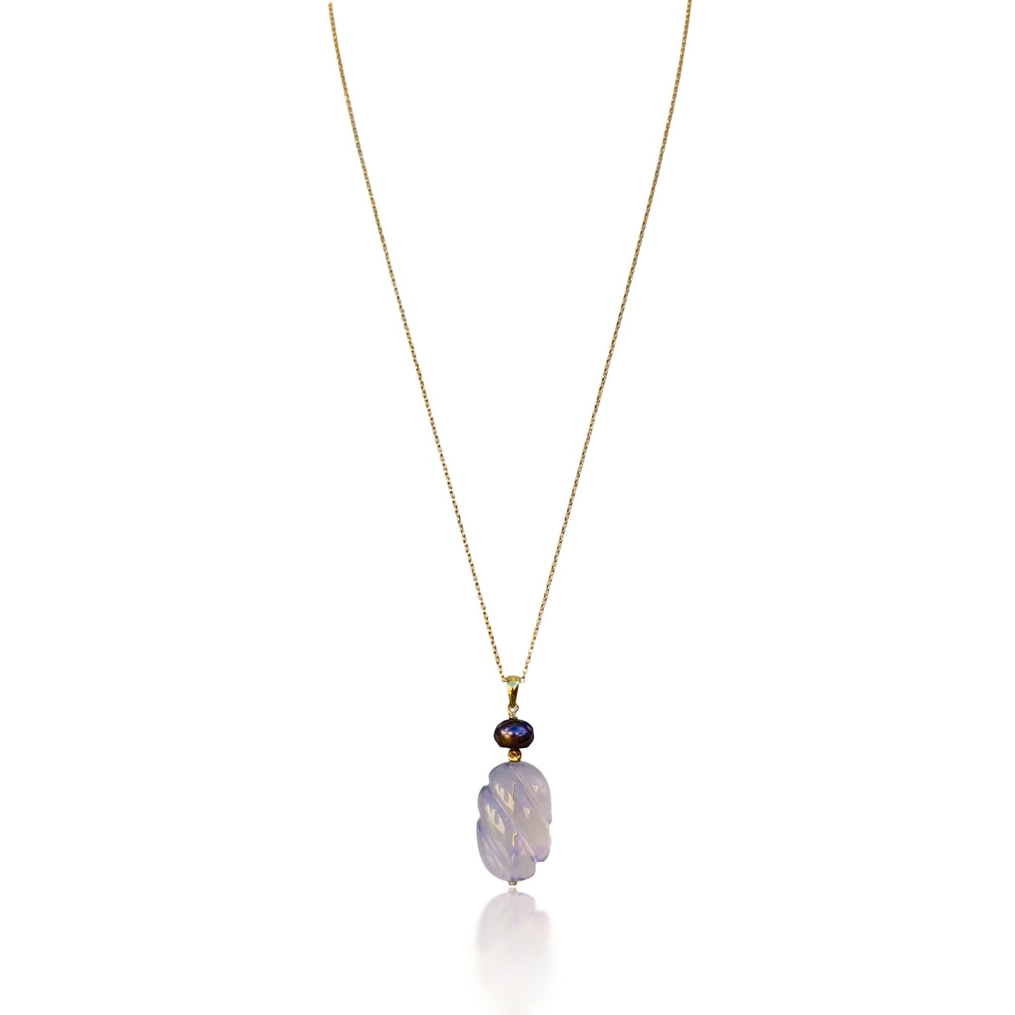 Cleansing pendant with Fluorite and freshwater pearl