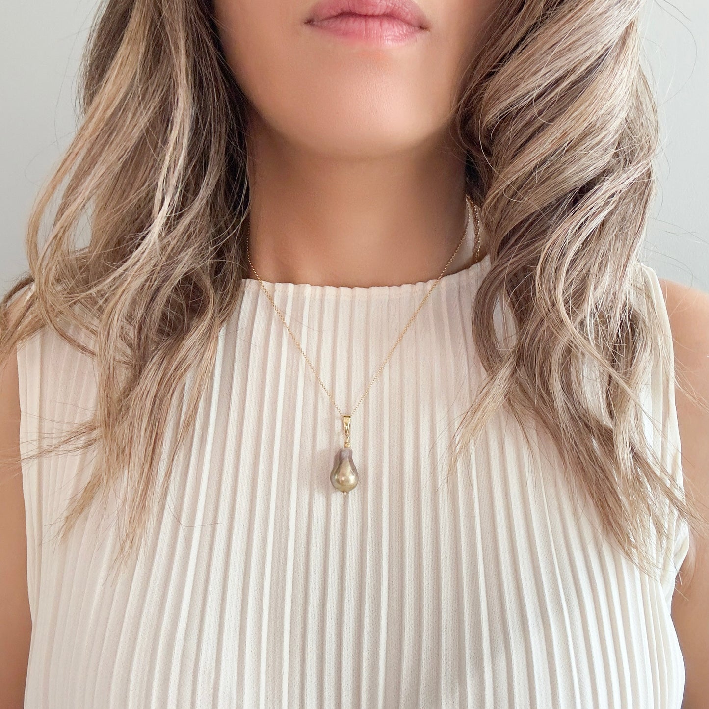 Inner Peace Pendant with Pink Baroque Pearl and Gold