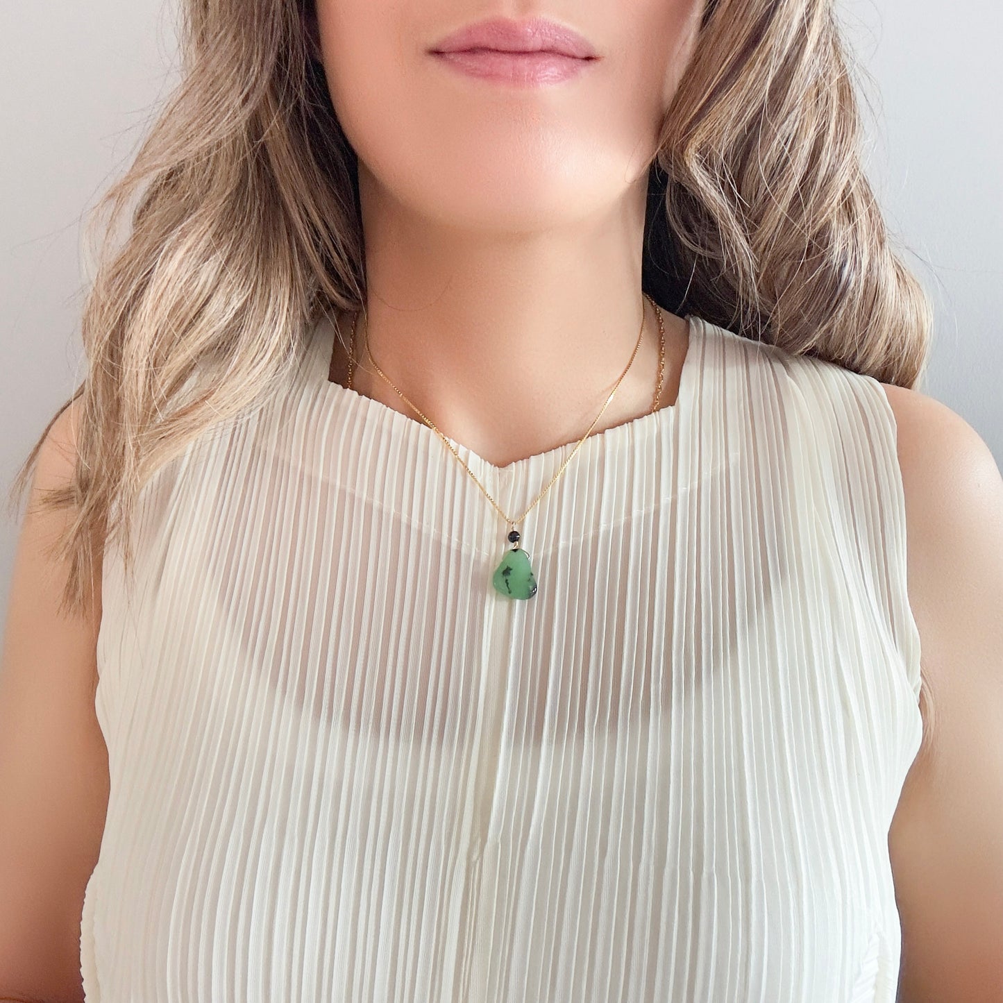 Renewal Pendant with Chrysoprase, Onyx and Yellow Gold