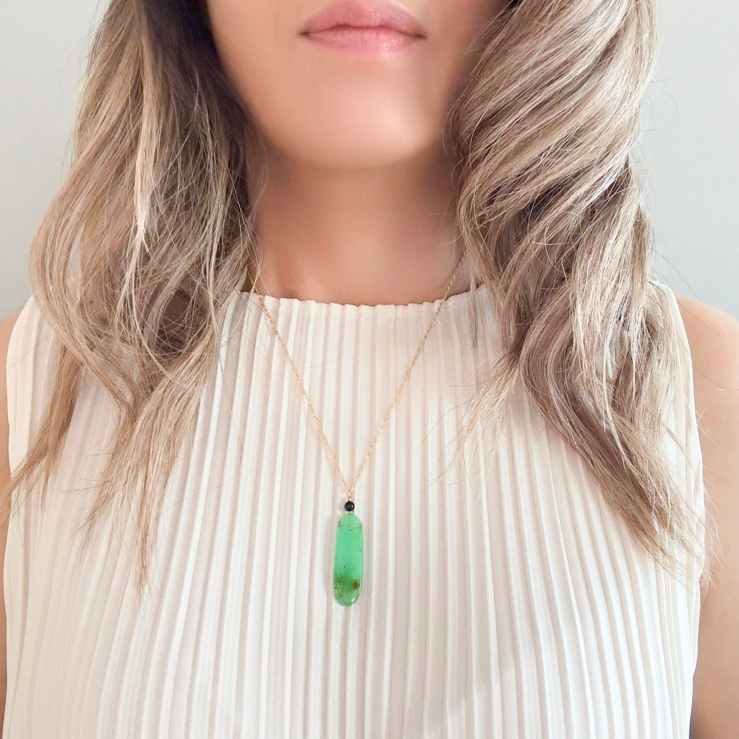 Renewal Pendant with Chrysoprase, Onyx and Gold chain