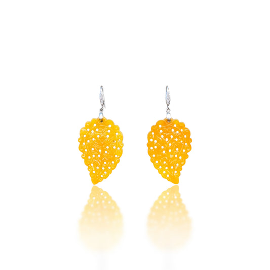 Joy Earring with Yellow Agate Carving