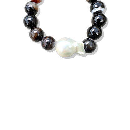 Protection Bracelet with Black Lace Agate and Freshwater Pearl